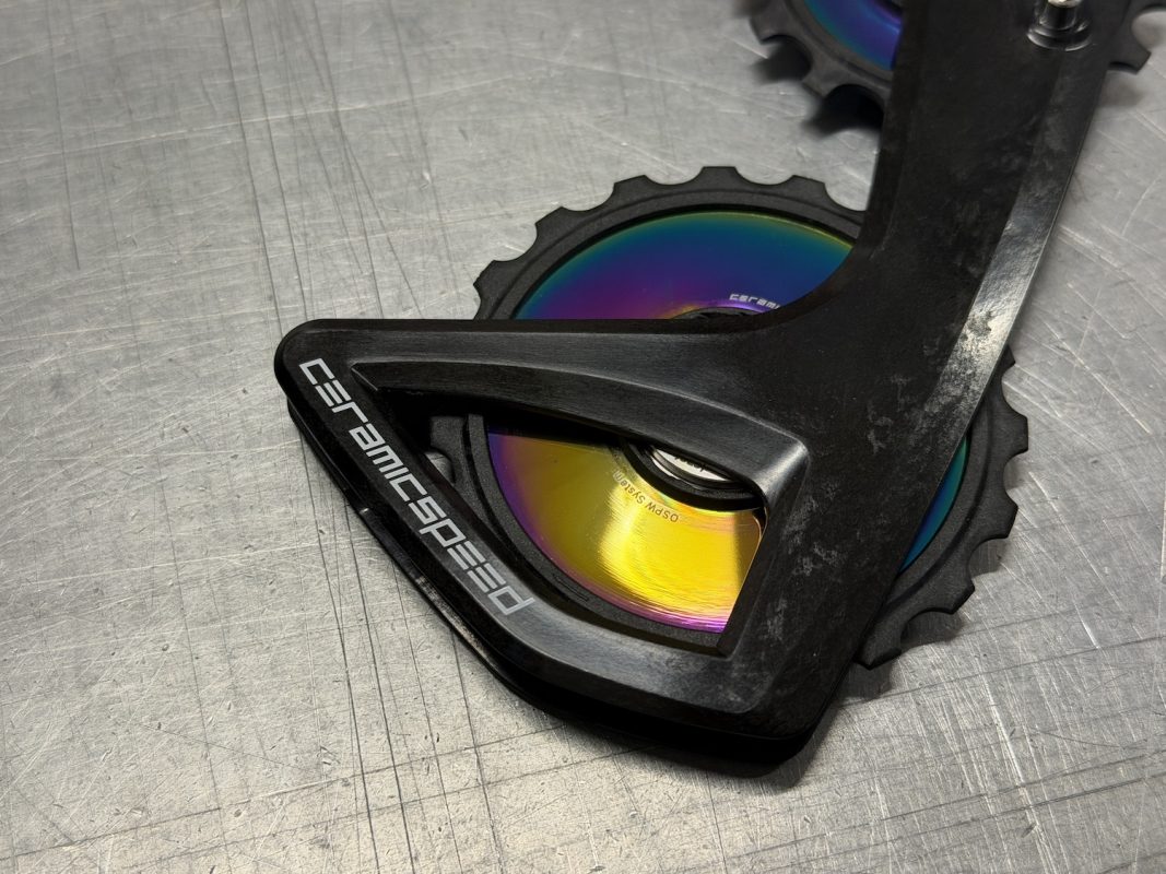 スピカ様 CeramicSpeed OSPW RS ALPHAに、特別な輝きをまとう「Northern Lights