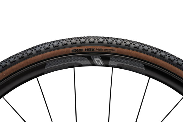 HEX Gravel Tires<h6>ヘックスグラベルタイヤ</h6>