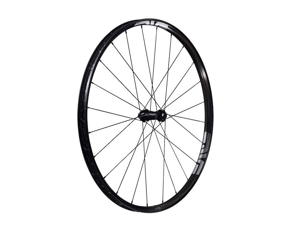 ENVE-M-series-2024-M5PRO_BFRONT_QRTR