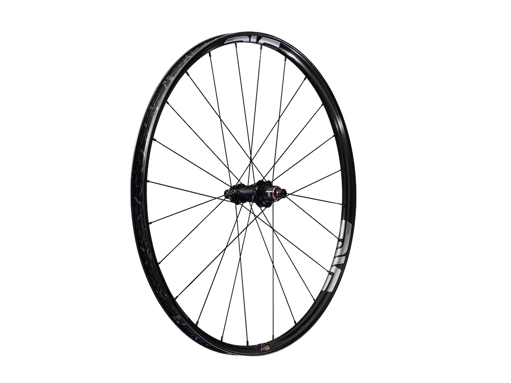 ENVE-M-series-2024-M5PRO_BREAR_QRTR