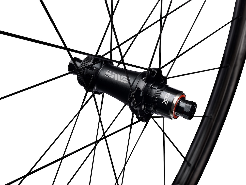 ENVE-M-series-2024-M5PRO_CREAR_HUB