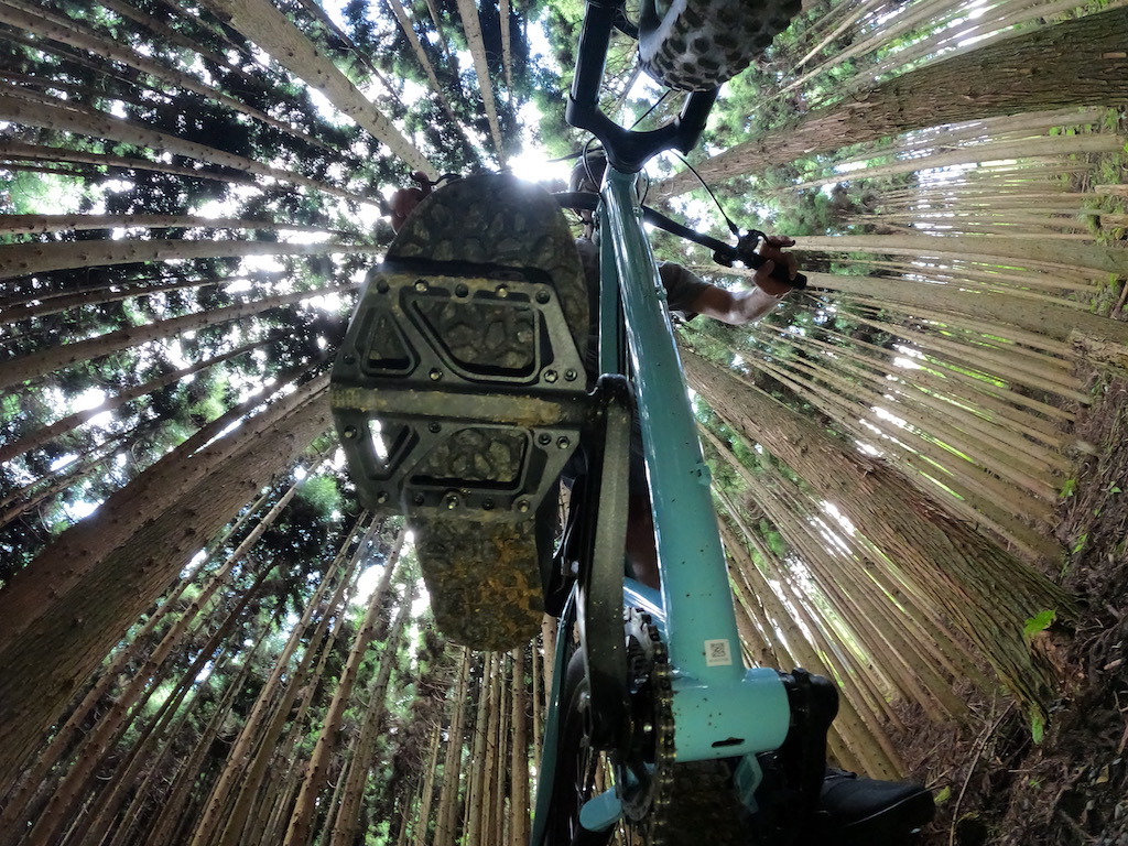 TRACKERシューズ 製品チェック | GIRO CYCLING | ジロ サイクリング