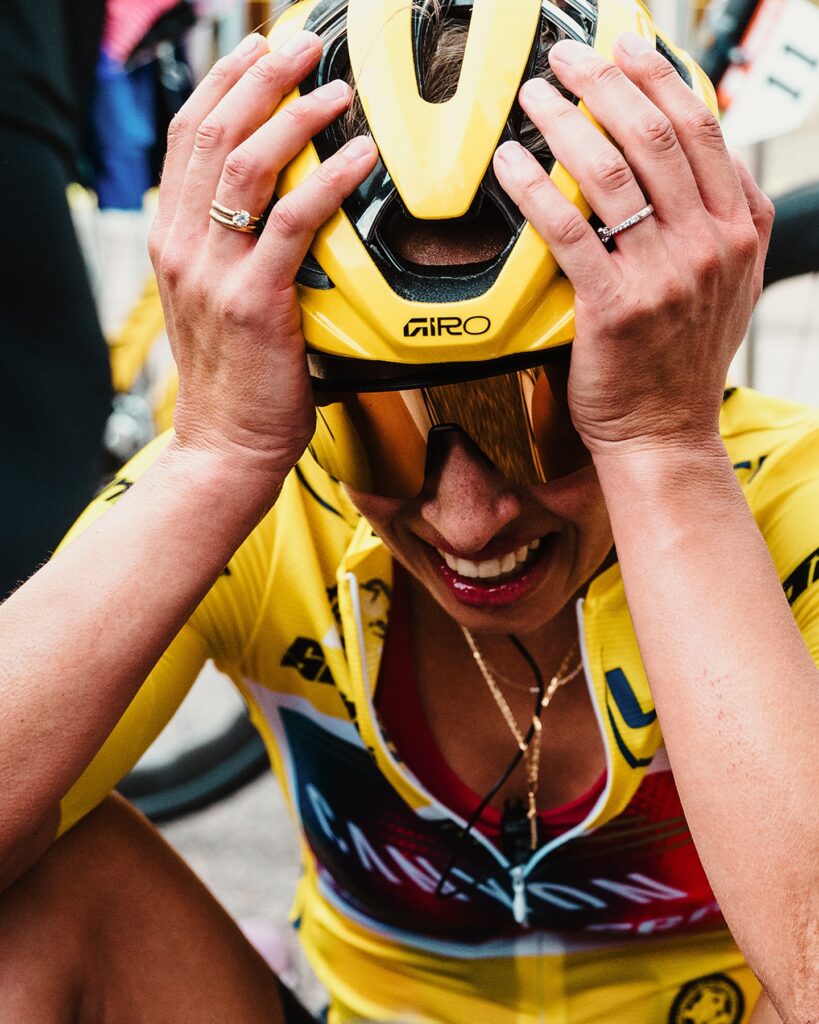 1人、自転車、テキストの画像のようです