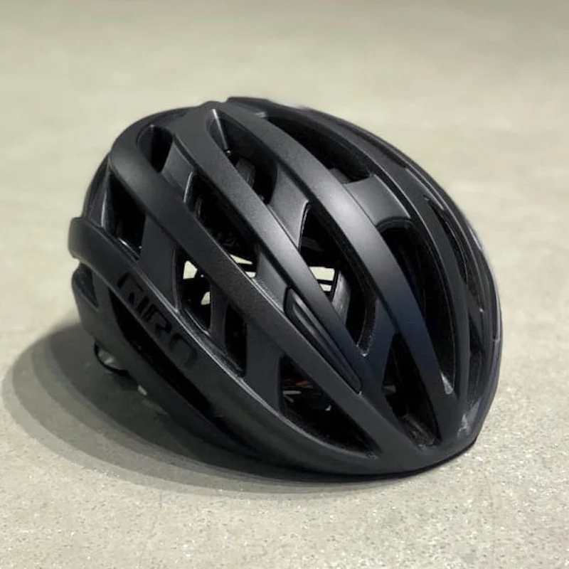 ヒルクライムに最も適したヘルメット HELIOS SPHERICAL AF（ヘリオス 