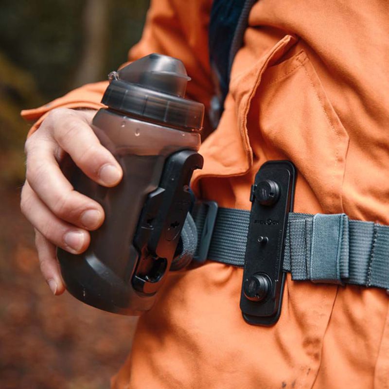 09648(TBL)_fidlock_twist_bottle590_texbasemulti_outdoor_03_800x800