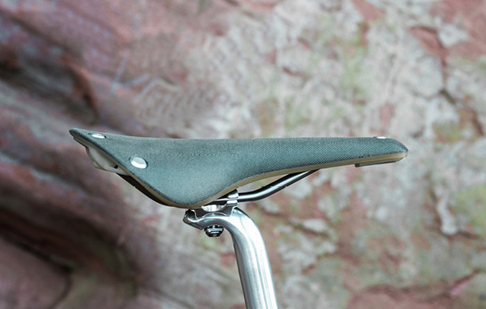 BROOKS CAMBIUM 2020 ORGANIC LIGHT登場 - BROOKS ブルックス公式サイト