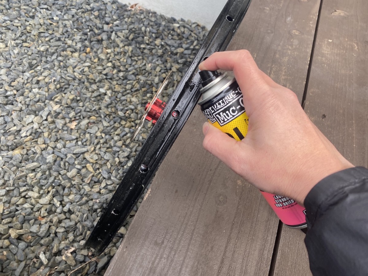 ノリノリでベタベタをピカピカに - Muc-off マックオフ公式サイト