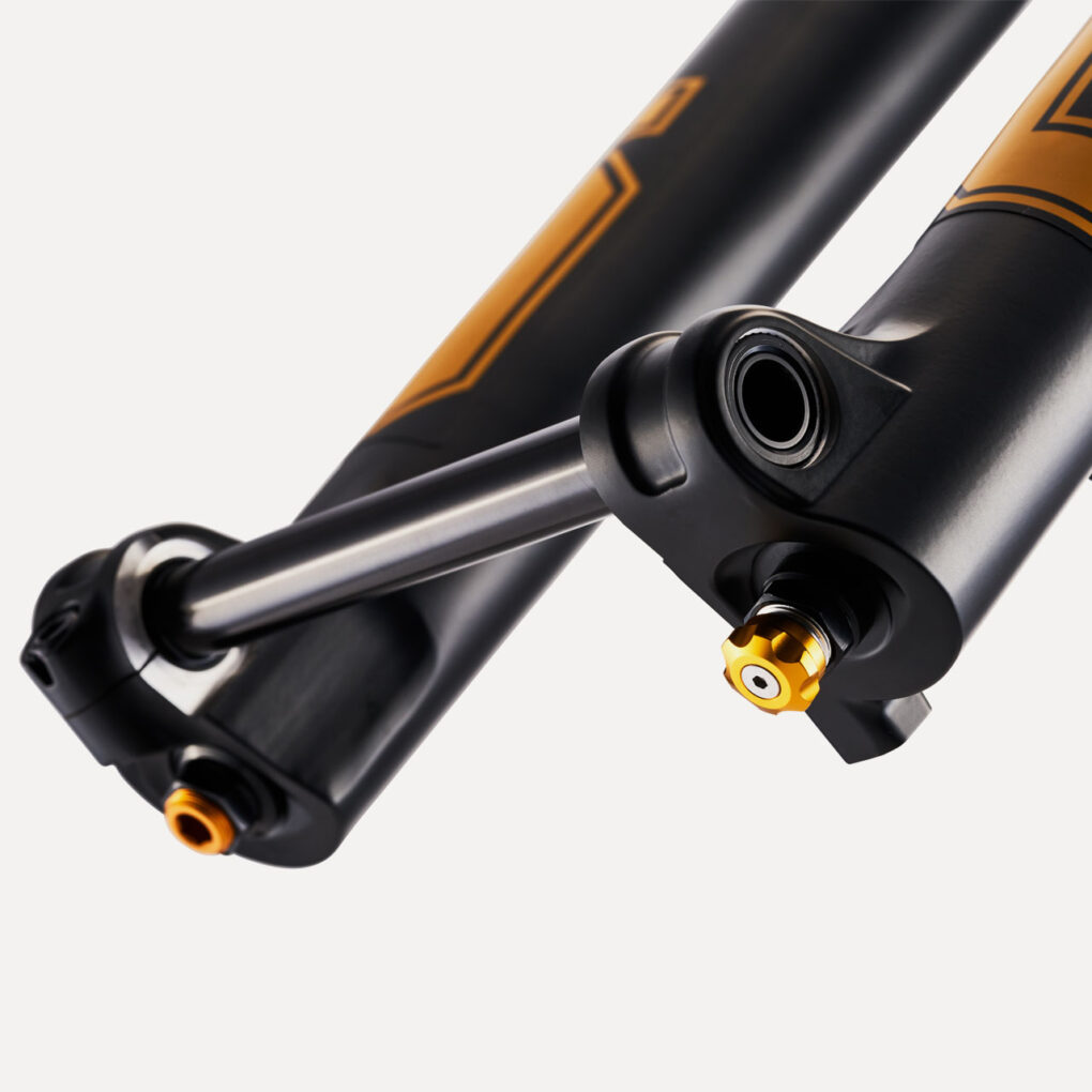 OHLINS RXF36 m.2 COIL 29/44 MTBサスペンション新品 RXF36 m.3 Air TTX18 29''/44/140