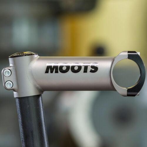 TI STEM<h6>チタンステム</h6>