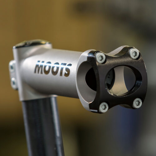 Alternative view of TI STEM<h6>チタンステム</h6>