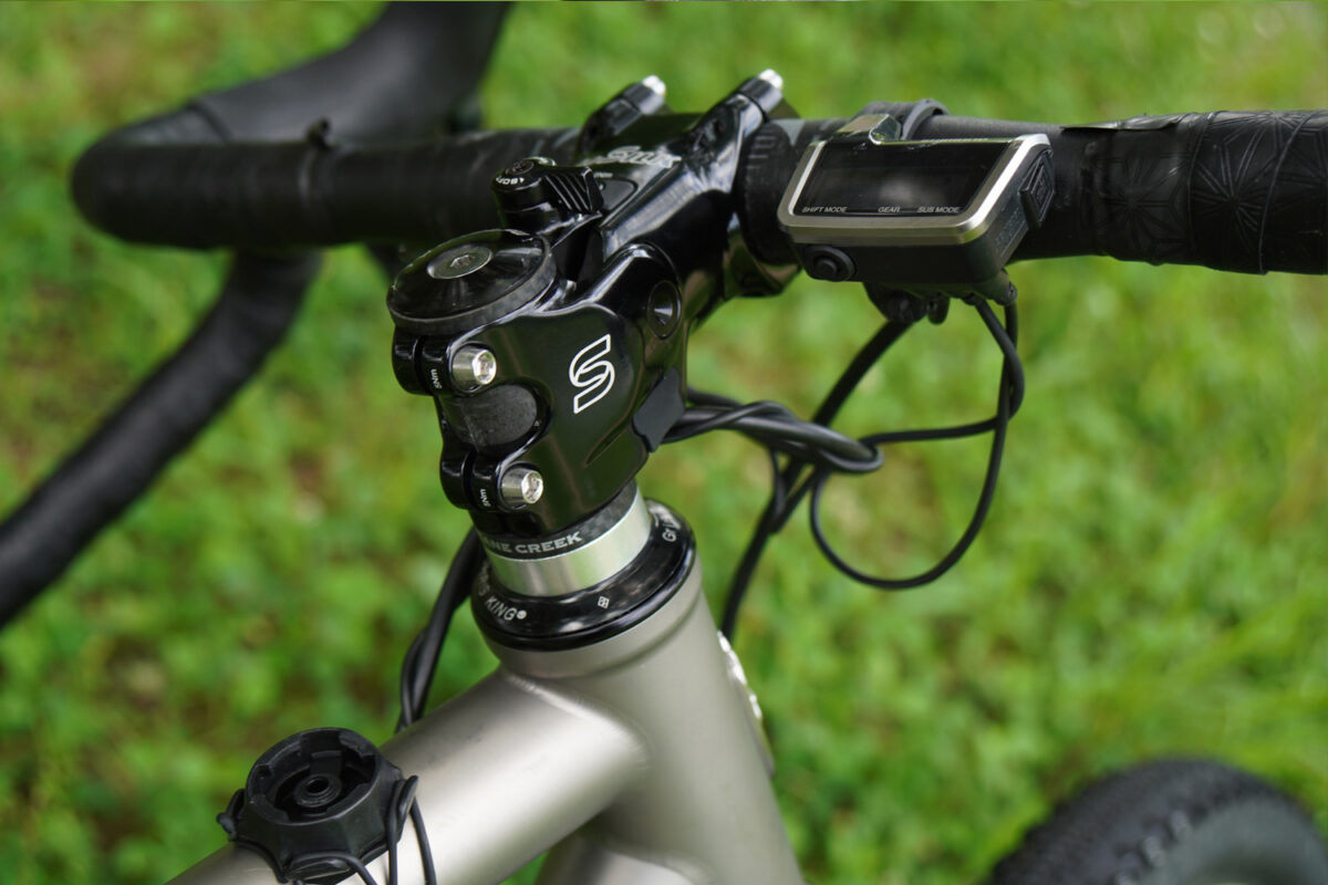 グラベルライドが3倍楽しくなる!! CANECREEK ee SILK STEM - CANECREEK