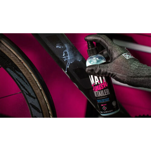 Alternative view of MATT FINISH DETAILER<h6>マットフィニッシュディティーラー</h6>