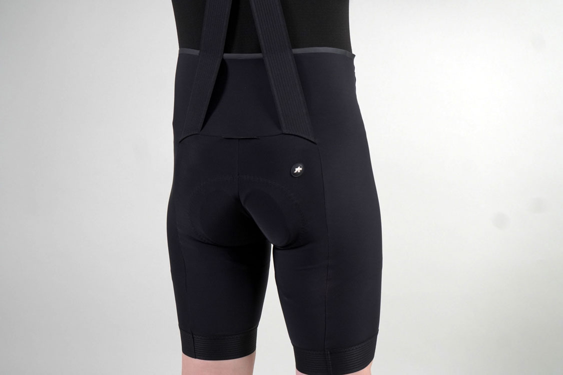 寒暖差の大きな春を快適にするサーマルビブショーツ - ダイアテック