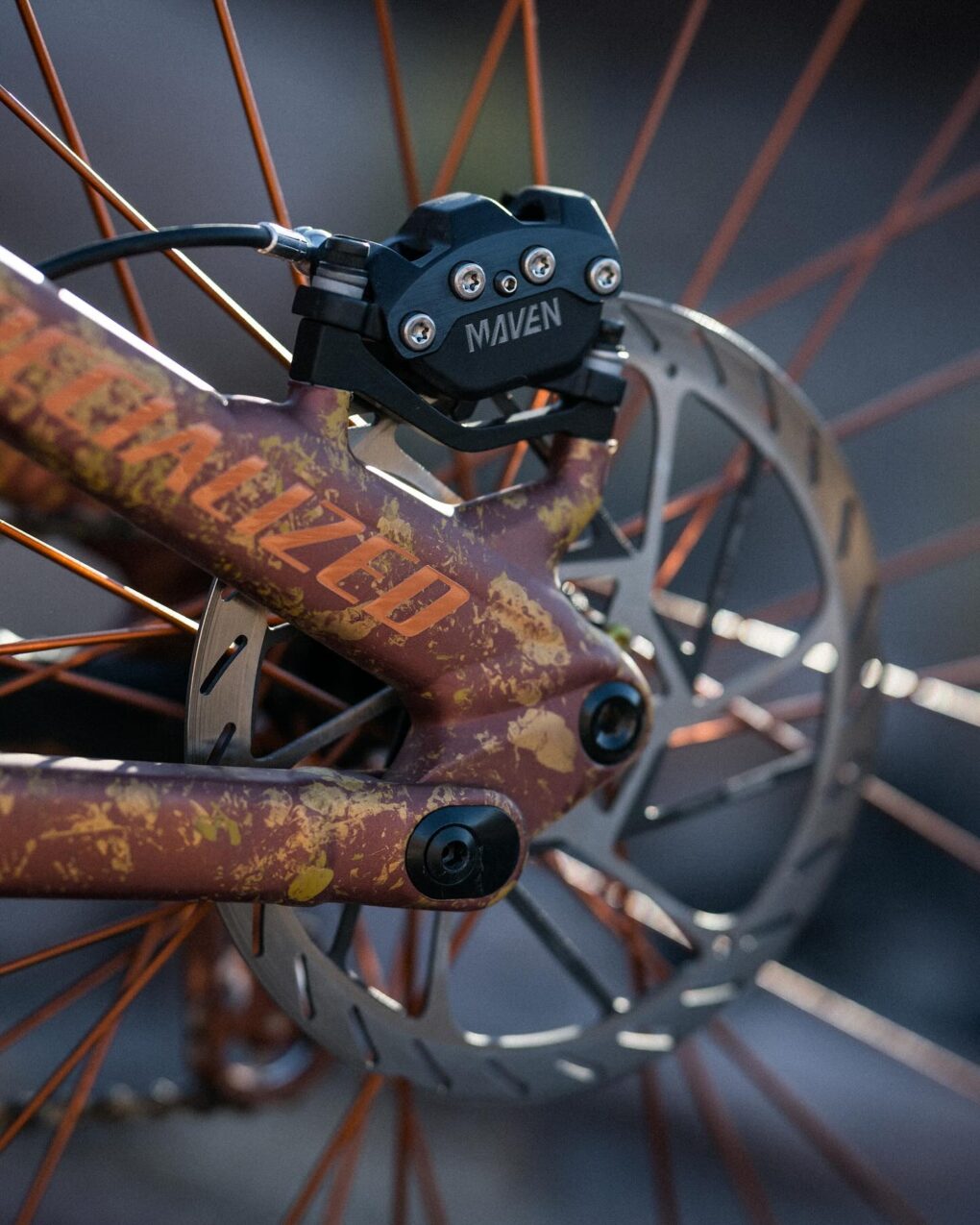 早い者勝ち】新品 TIERRA Maven V1 クロスバイク【 自転車 75%OFF】