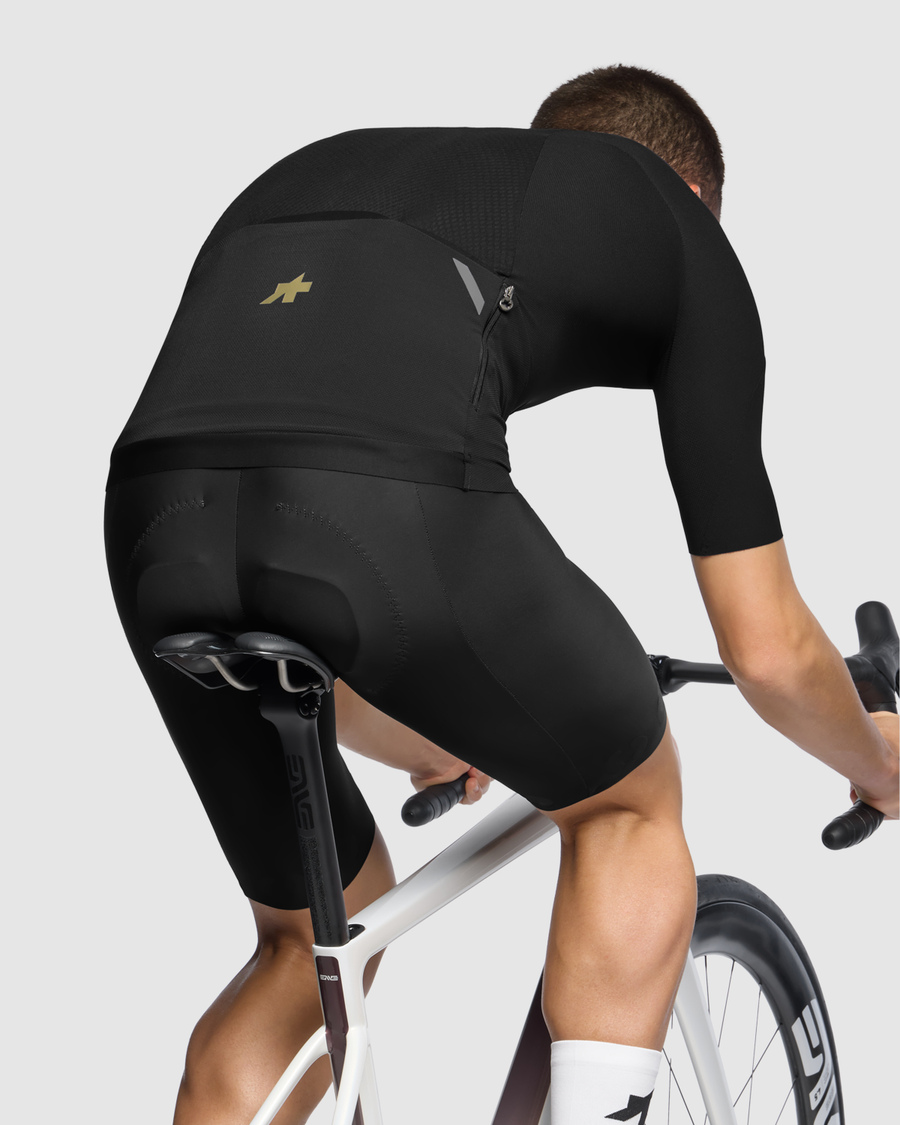 ASSOS_11.20.434.18_33