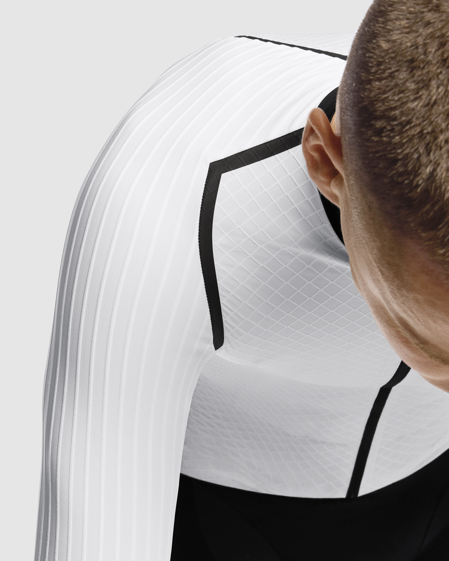 ASSOS_11.20.439.58_41