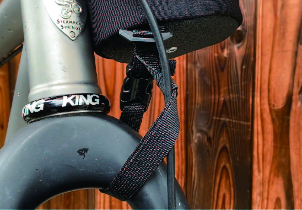 FEED_POUCH_3TENDOME seikei