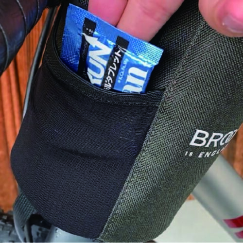 Alternative view of SCAPE FEED POUCH<h6>スケープ フィード ポーチ</h6>