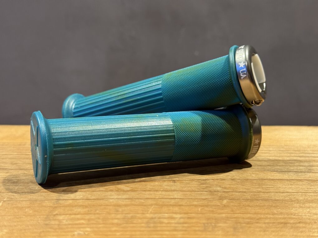 UA 110 NEVER EVER GRIP ULTRASLIMUA 110 ネバーエバーグリップ