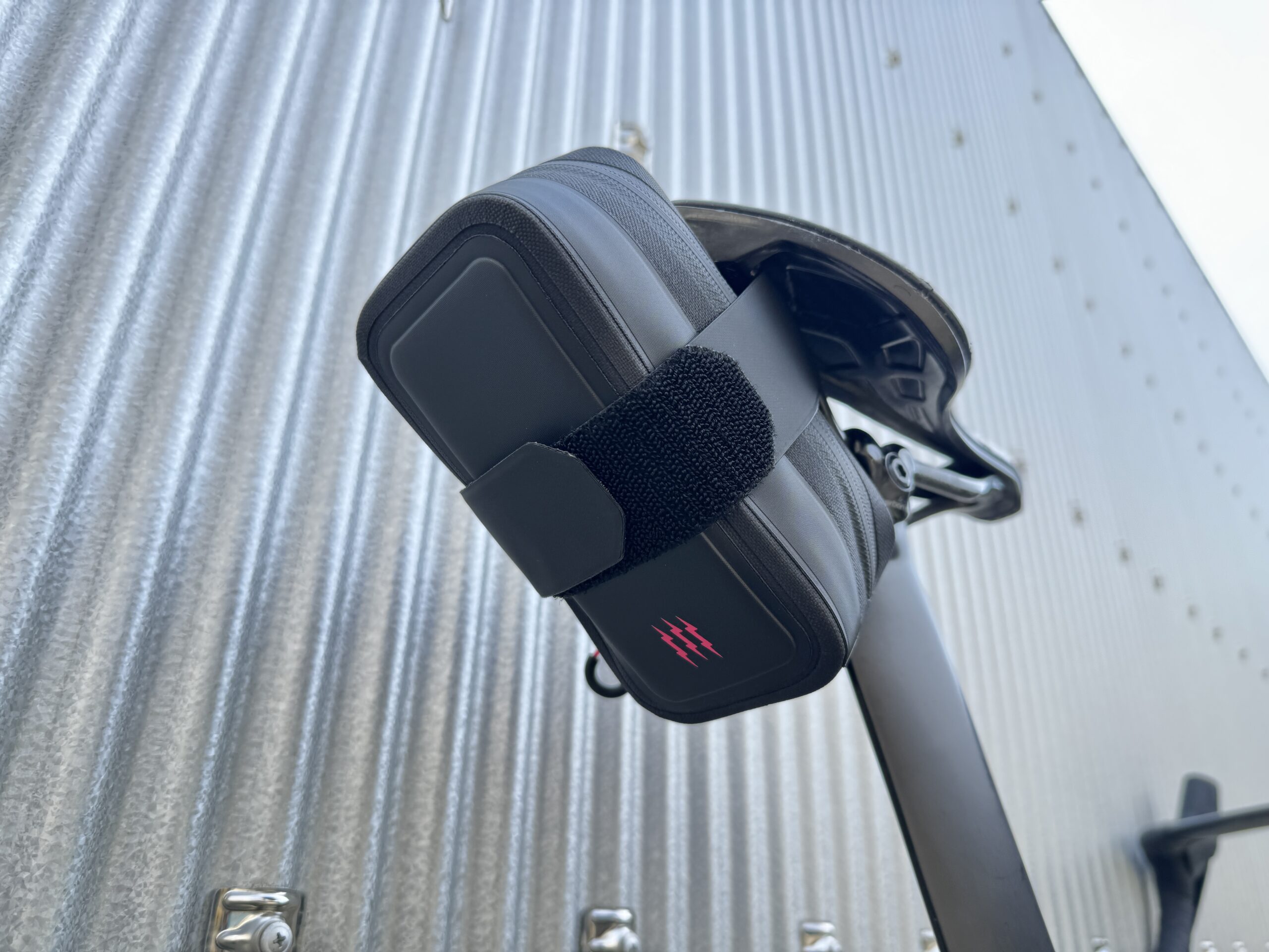 サドル下の守り神たまに入荷するスペシャルなアイテム