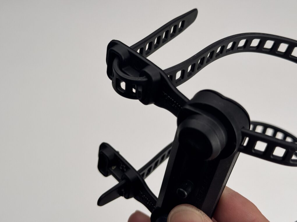 TWIST UNI BASEツイスト ユニベース（ベルト固定） - ダイアテック