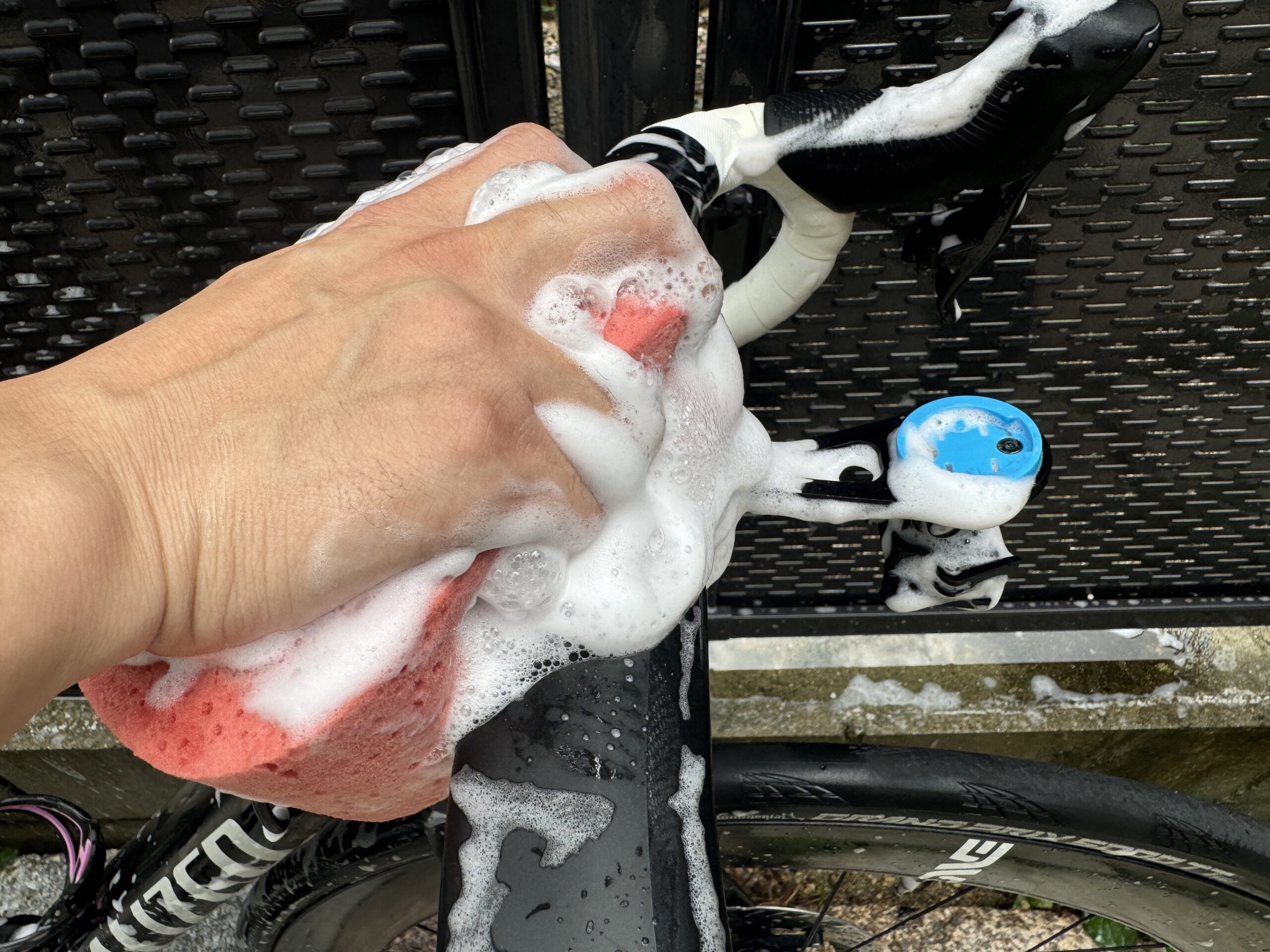 夏の洗車で気をつけるべきこと - ダイアテックジャーナル