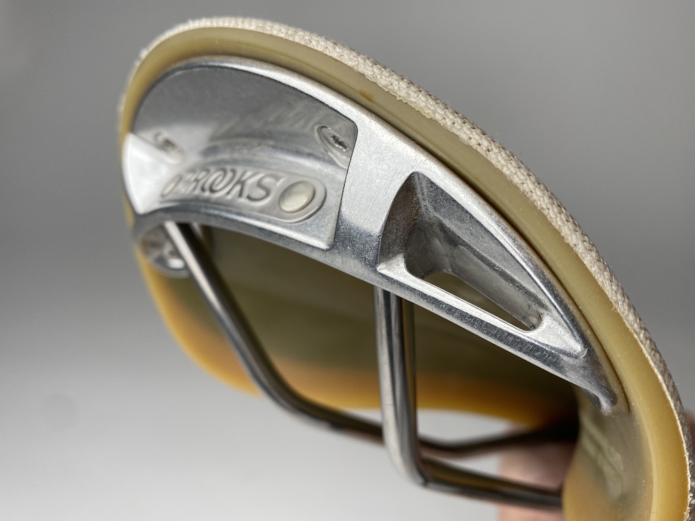 BROOKS C17 SPECIALC17 スペシャル - BROOKS ブルックス公式サイト