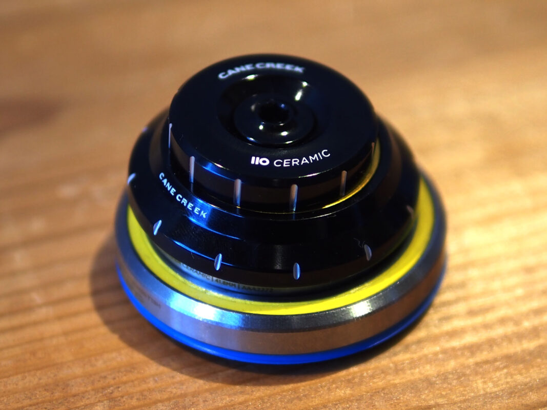 110年使っても性能が変わらないセラミックベアリング採用ヘッドセット