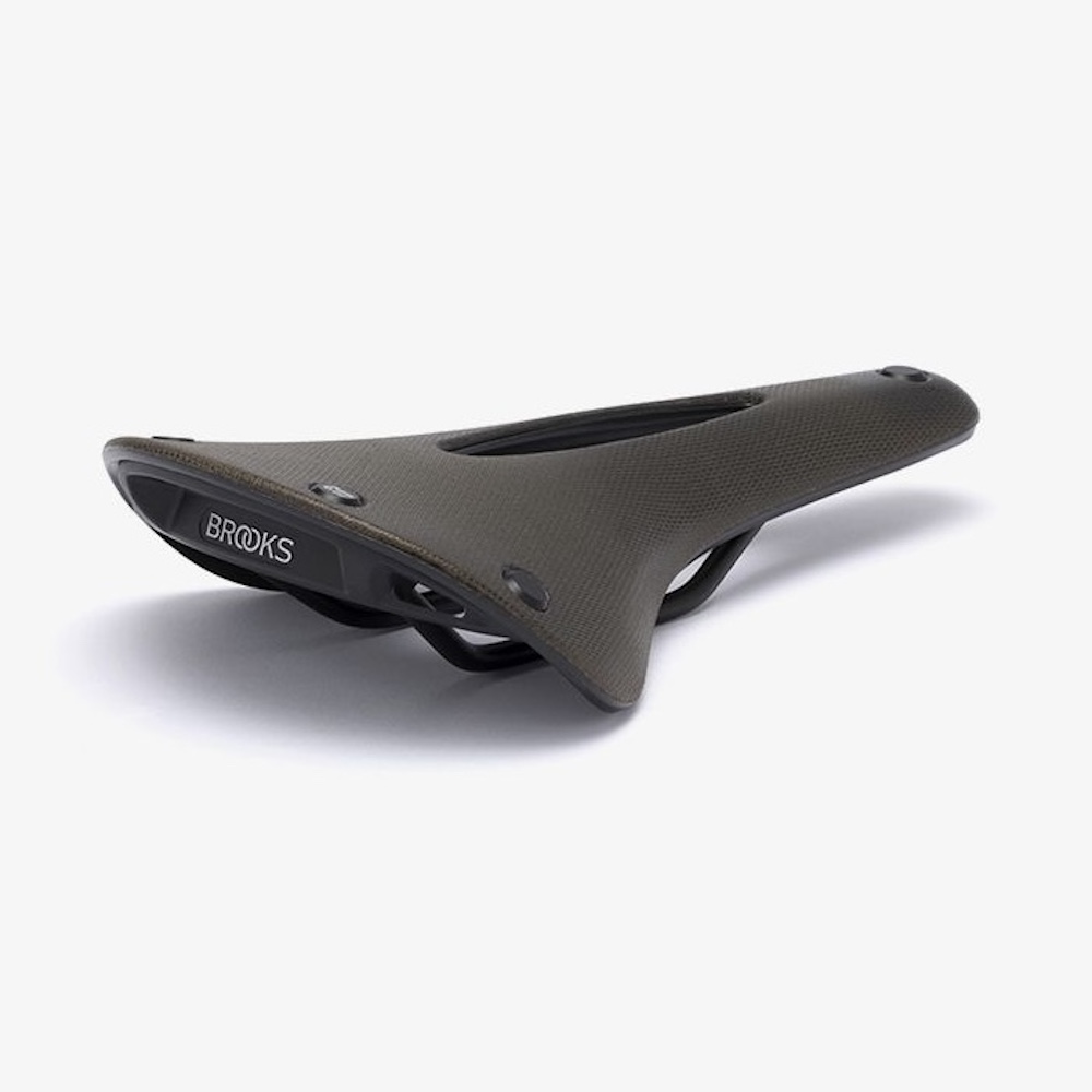 BROOKS C17 CARVED COLORC17 カーブドカラー(穴あきモデル) - BROOKS