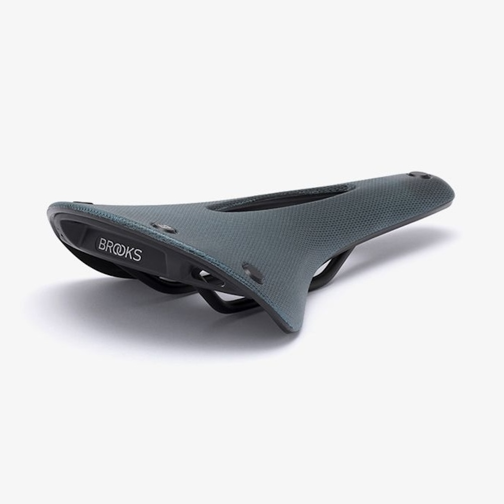 BROOKS C17 CARVED COLORC17 カーブドカラー(穴あきモデル) - BROOKS
