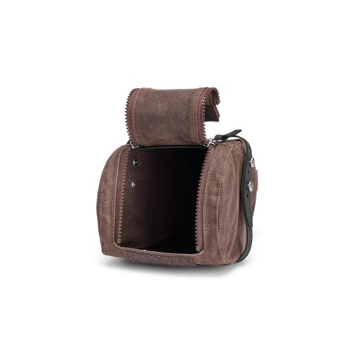 ISLE OF WIGHT SADDLE BAG SEAL BROWN：前面にジッパー開閉口を備えたキャンバス製のサドルバッグ。.