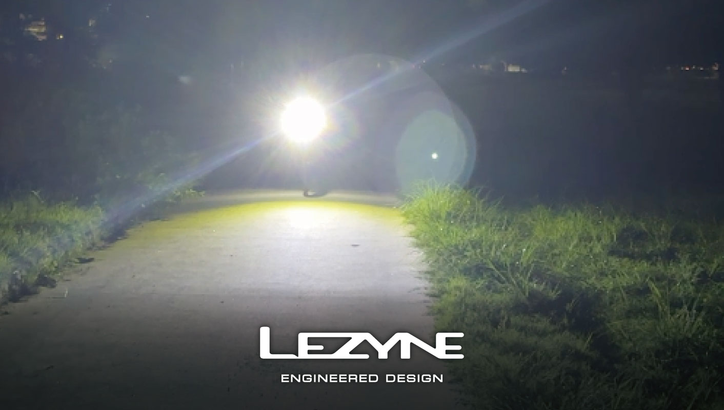 対向車の視界を守るStVZOと一般的なライトの違いは？ - ダイアテック