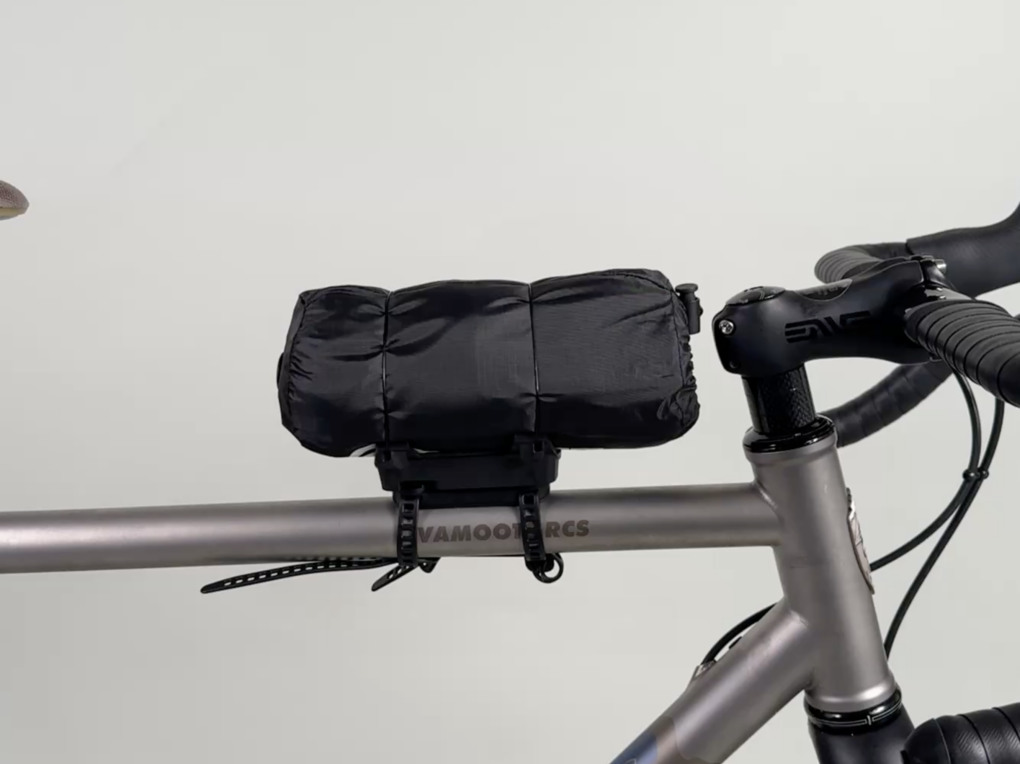 TWIST UNI BASEツイスト ユニベース（ベルト固定） - ダイアテック